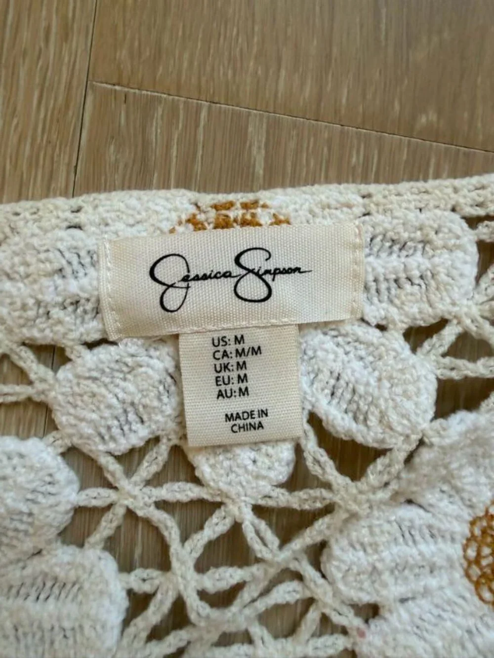 Jessica Simpson Daisy Crochet Cropped Cardigan Boho Chic Cottagecore White - M